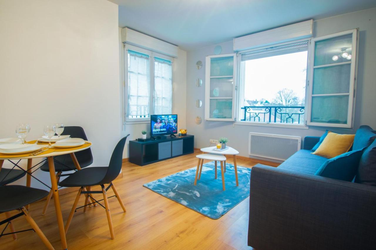 Appartamento Le Rétro Chic - T2 Haut Standing au cœur de Corbeil - 48 m2 Esterno foto